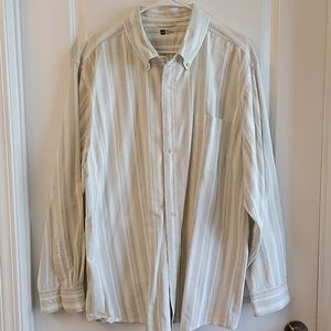 Mens shirt by Gap. XXL